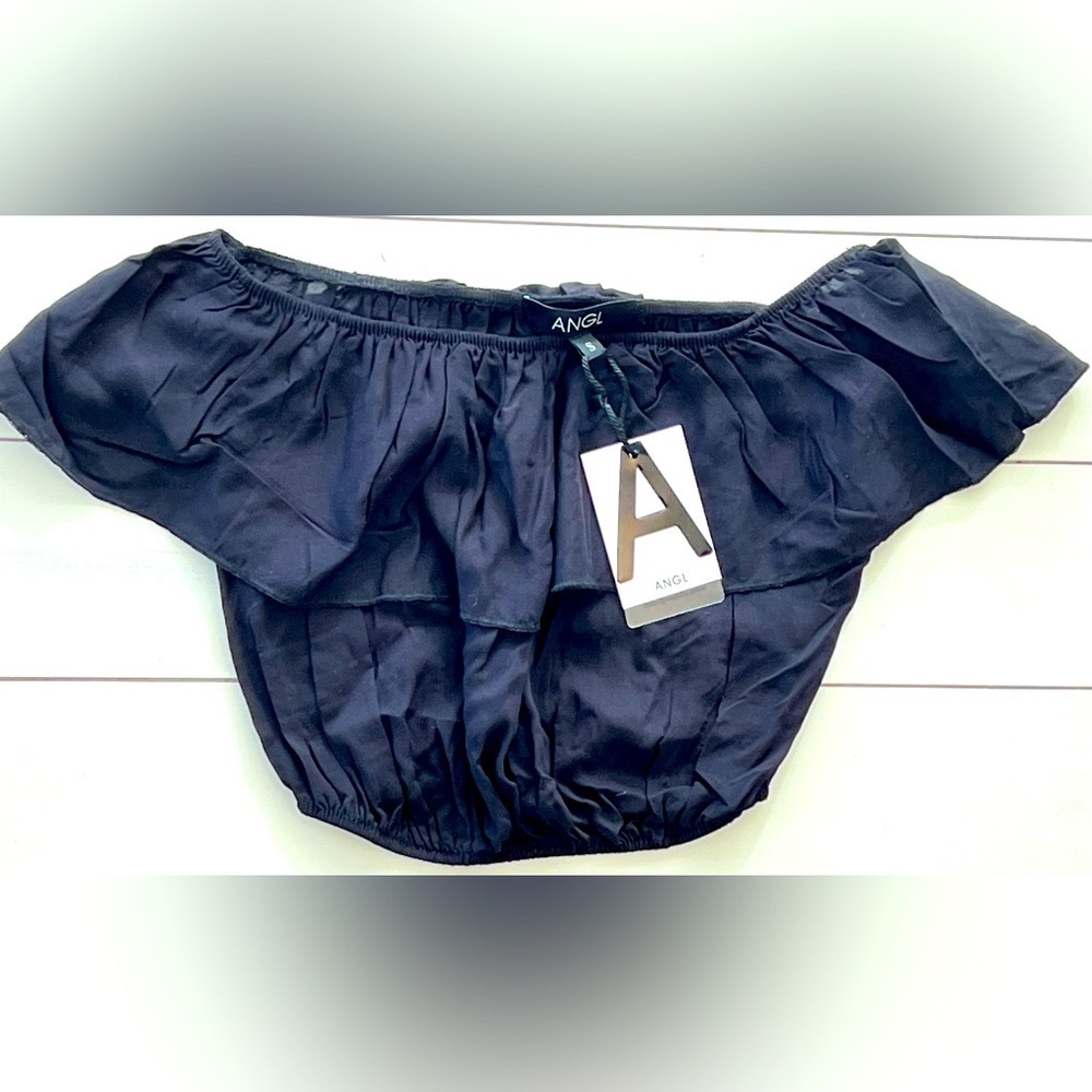 NEW ANGL OFF-SHOULDER RUFFLE TOP! SIZE S, NEW WITH TAGS!